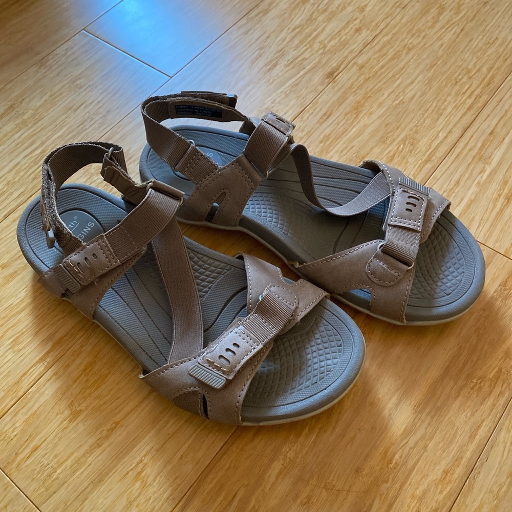 Outdoor sandals